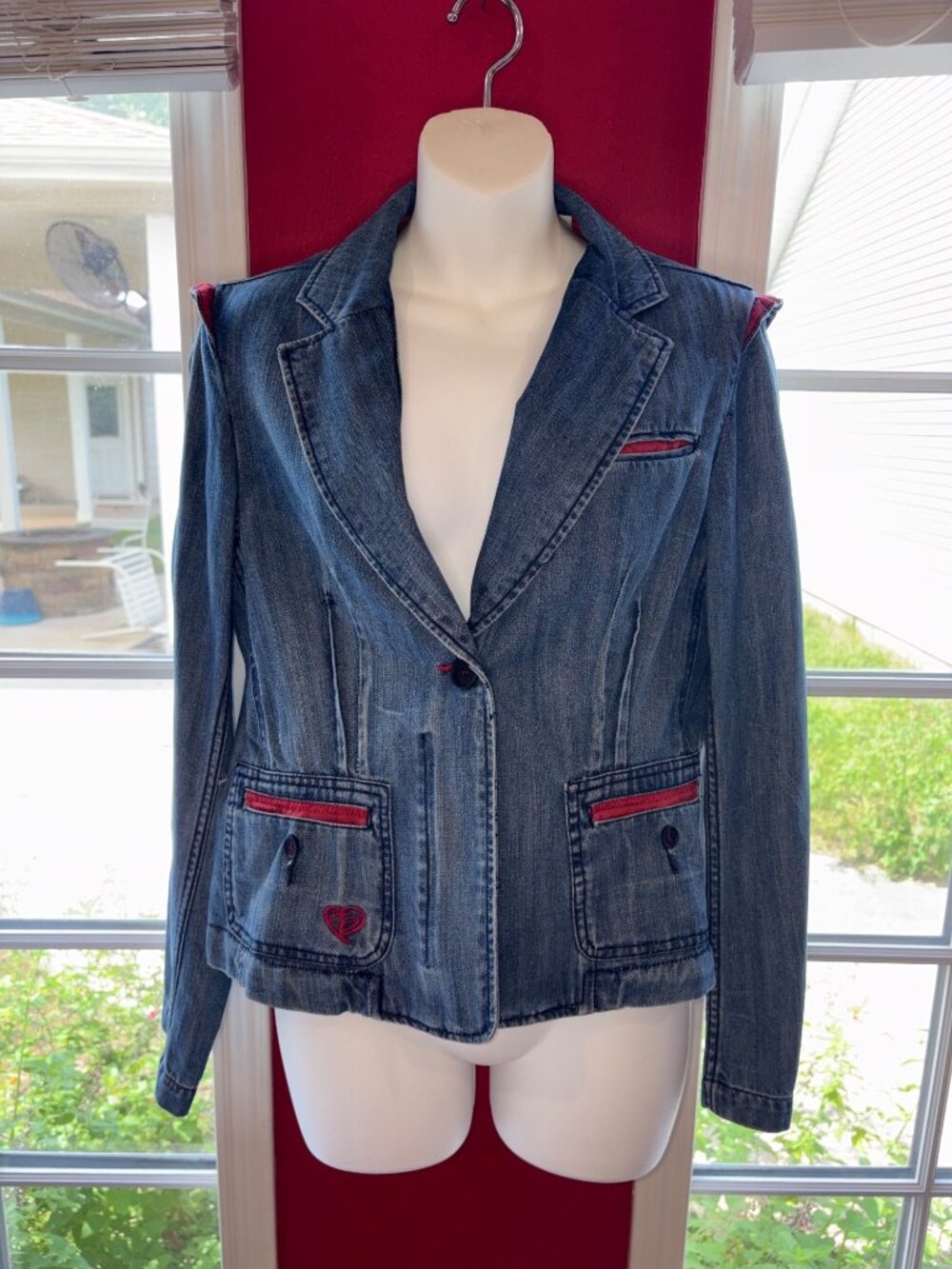 Princy by Jessica Simpson jean denim jacket Y2K Distressed Preppy, Thrashed